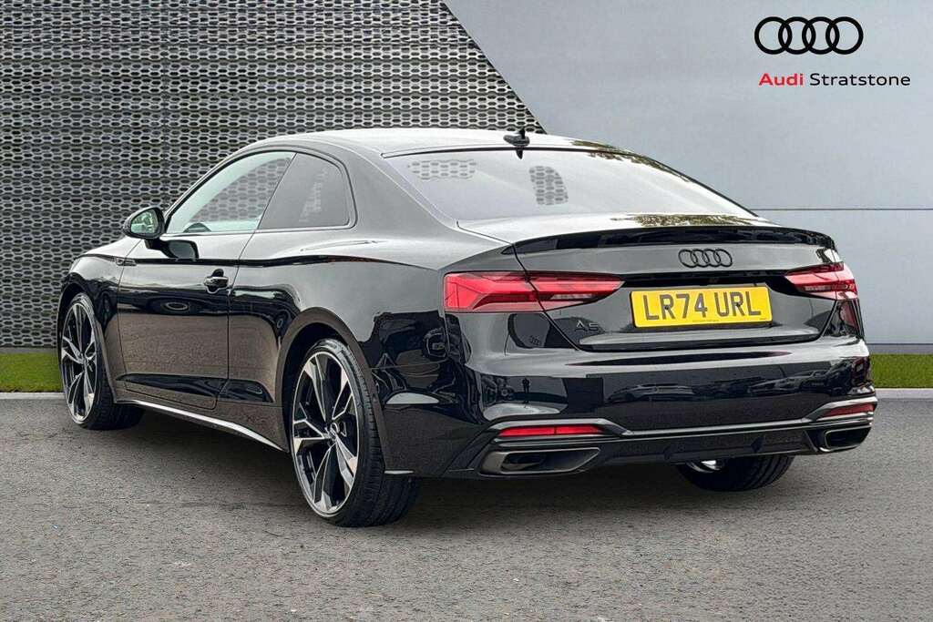 Audi A5 35 Tfsi Black Edition S Tronic 2024 Black #3