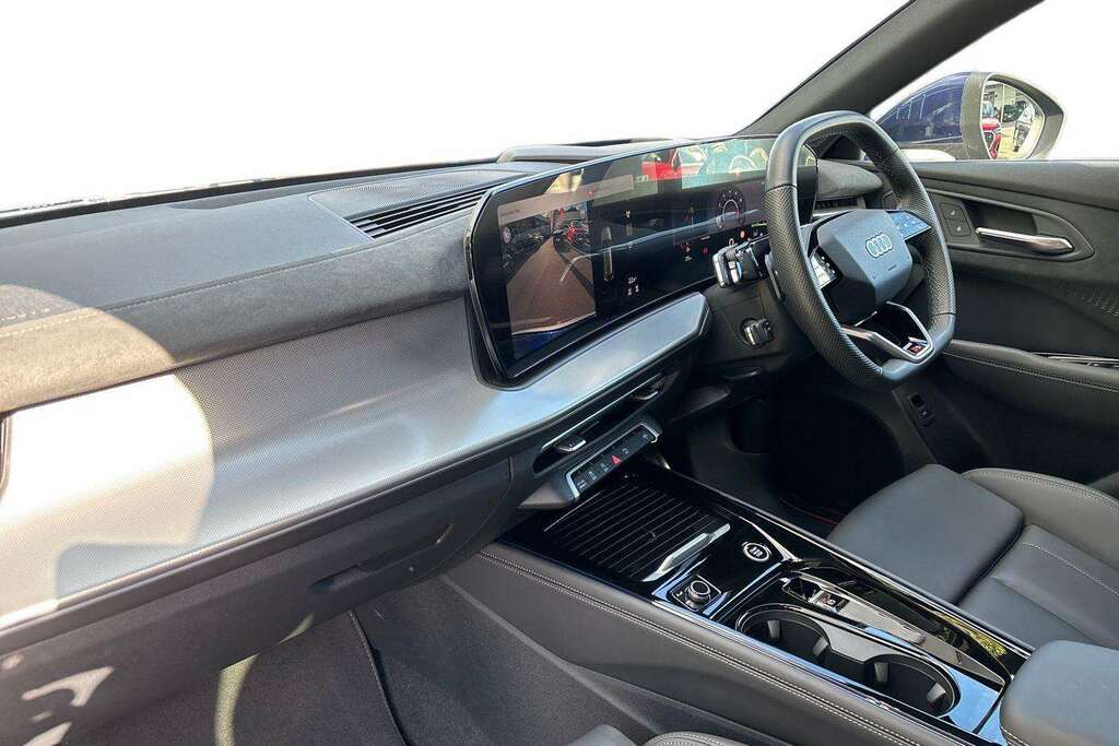 Audi Q3 1.5 Tfsi S Line S Tronic 2026 #2