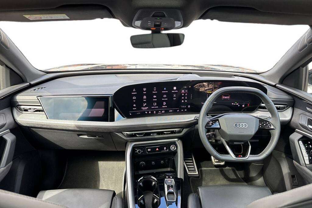Audi Q5 2.0 Tdi Quattro Launch Edition S Tronic 2025 Black #19