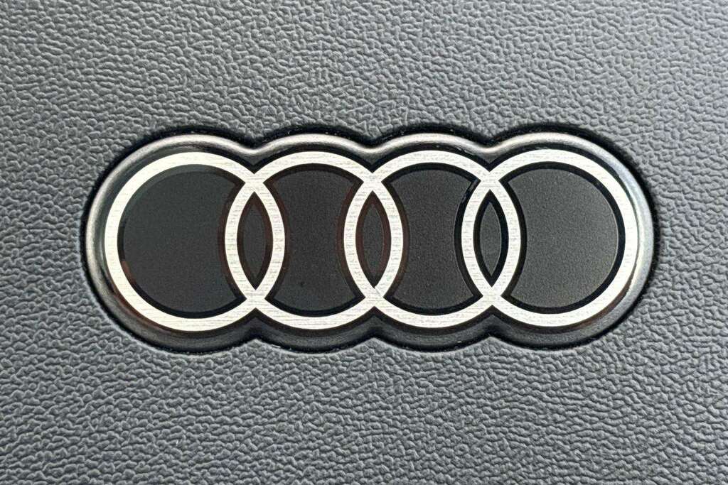 Audi Q5 2.0 Tdi Quattro Launch Edition S Tronic 2025 Black #37