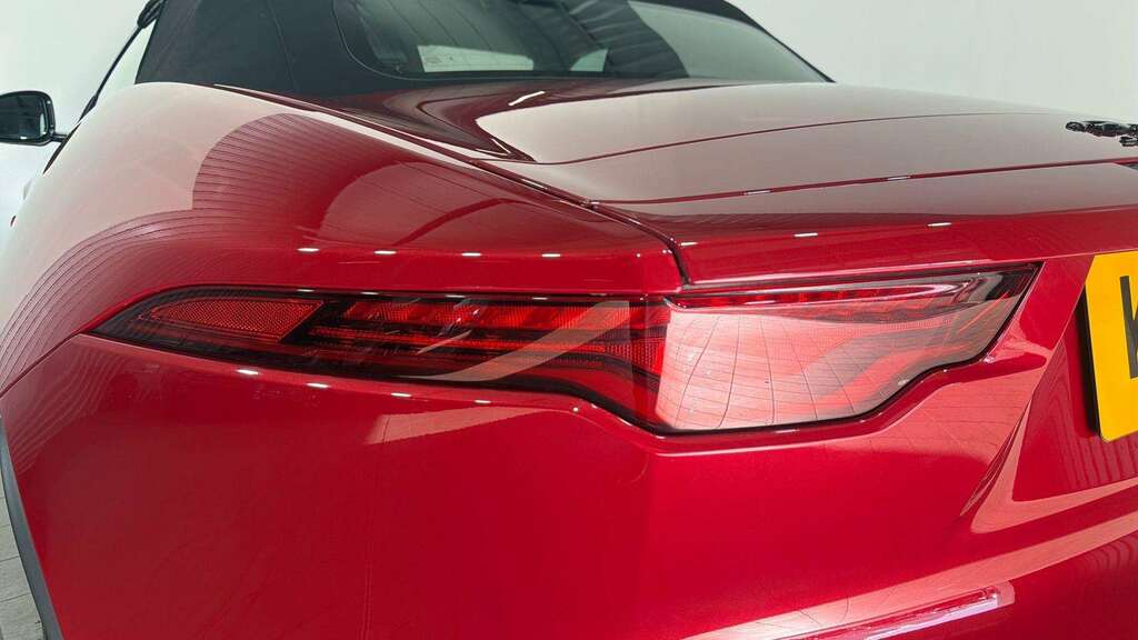 Jaguar F-Type Convertible 5.0 V8 R 2023 Black #19