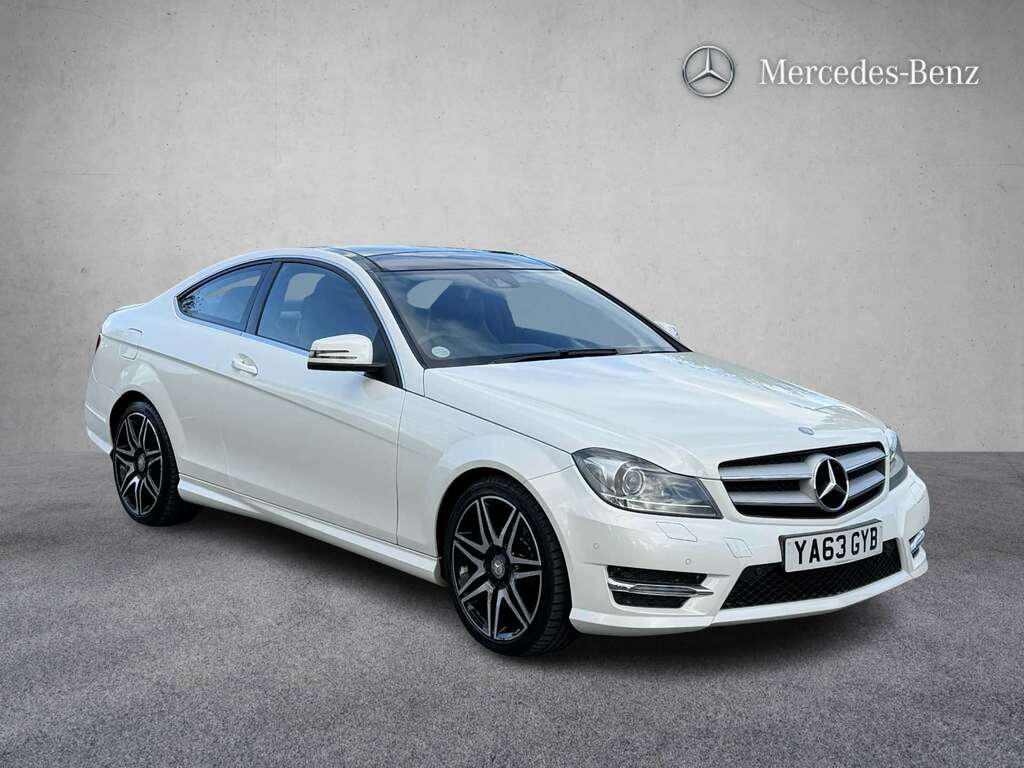 Mercedes-Benz C Class Coupe 2.1 C220 Cdi Executive Se 201464 Red #1