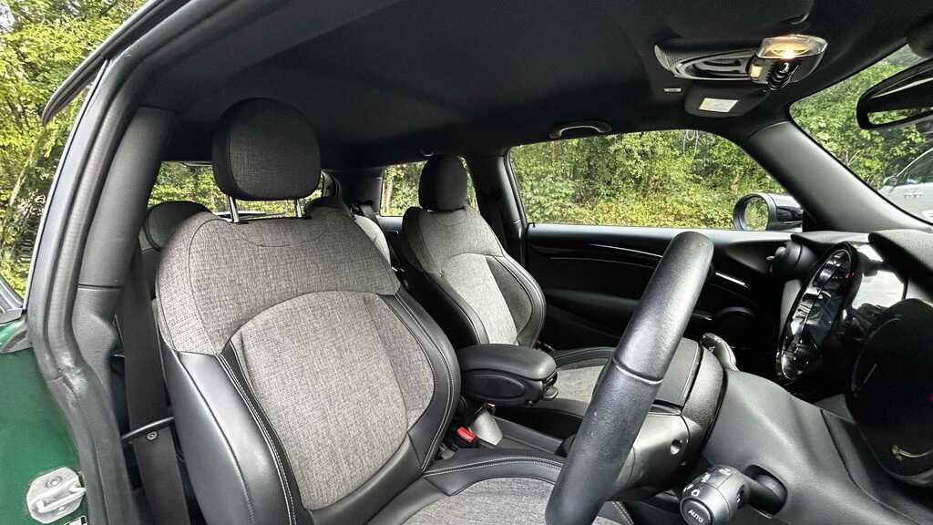 Mini Hatch F56 Mini 3-Door Hatch Cooper S Sport Lci II Red #24
