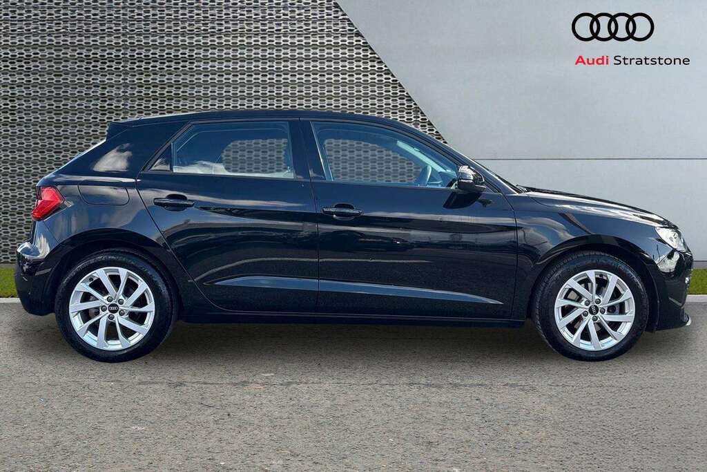 Audi A1 30 Tfsi 110 Sport 2023 Black #4