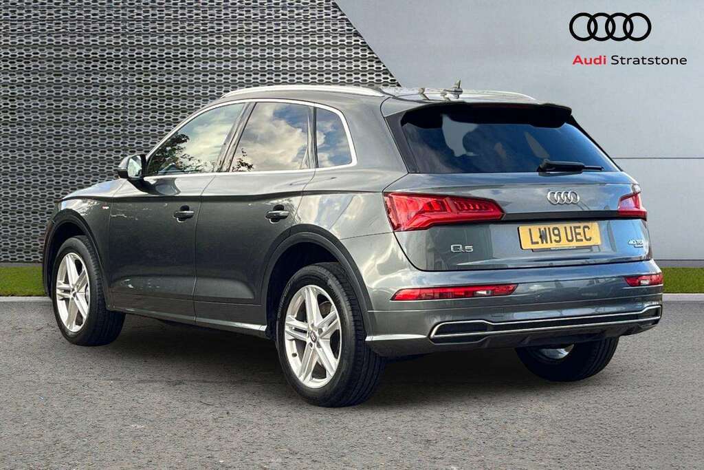Audi Q5 40 Tdi Quattro S Line S Tronic 2019 Grey #3