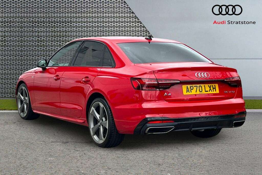 Audi A4 35 Tfsi Black Edition S Tronic 2020 Red #3
