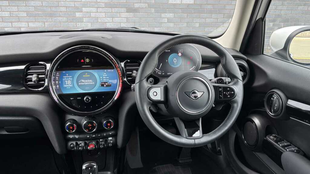 Mini Hatch 2.0 S Classic 2023 White #4