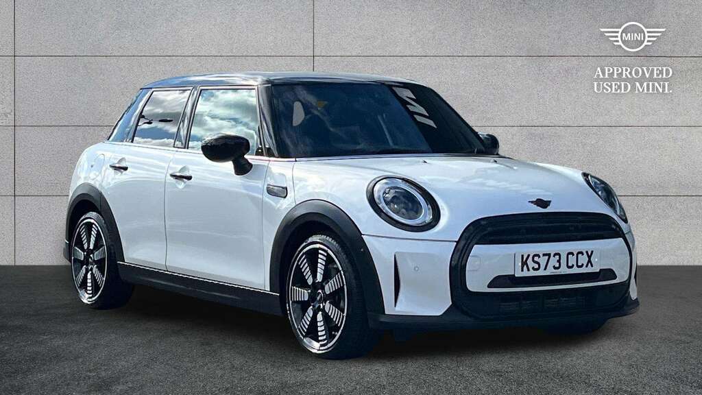 Mini Hatch 1.5 Cooper Exclusive Premium Plus 2023 White