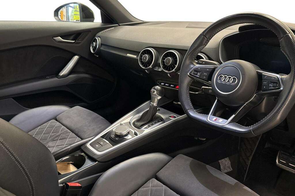 Audi TT 40 Tfsi Black Edition S Tronic 2022 Black #6