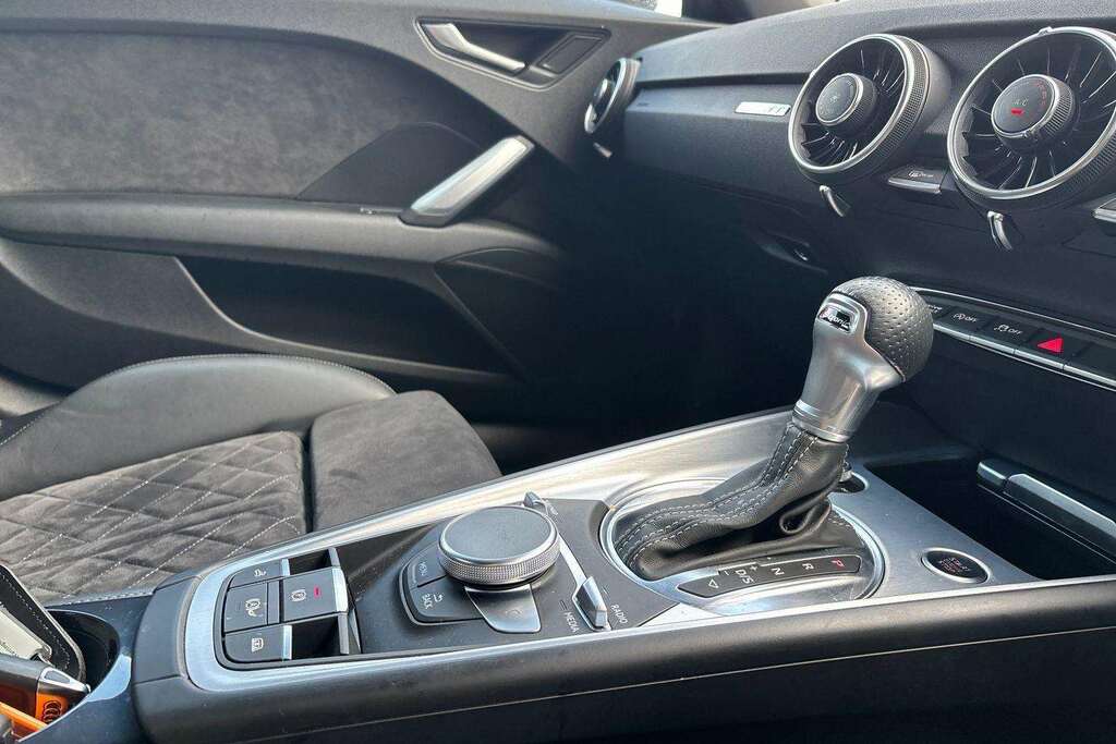Audi TT 40 Tfsi Sport Edition S Tronic White #24