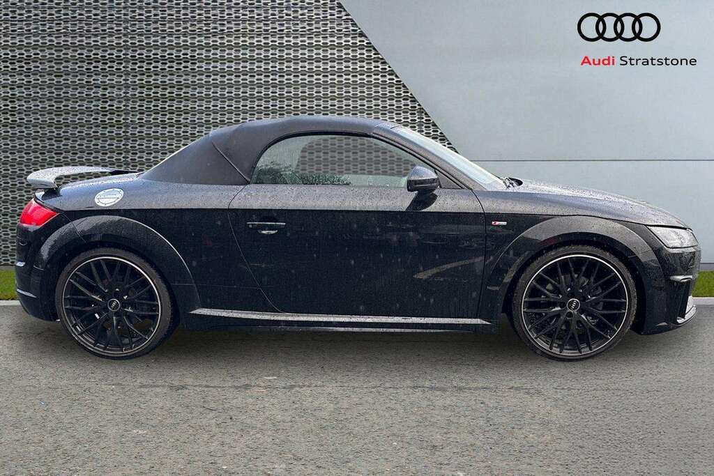 Audi TT 40 Tfsi Black Edition S Tronic 2023 Black #4