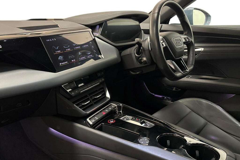 Audi E Tron GT 390Kw Quattro 93Kwh Red #2