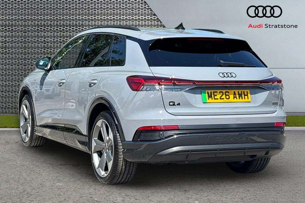 Audi Q4 E Tron 210Kw 45 Quattro 82Kwh Black Edition 2026 Grey #3