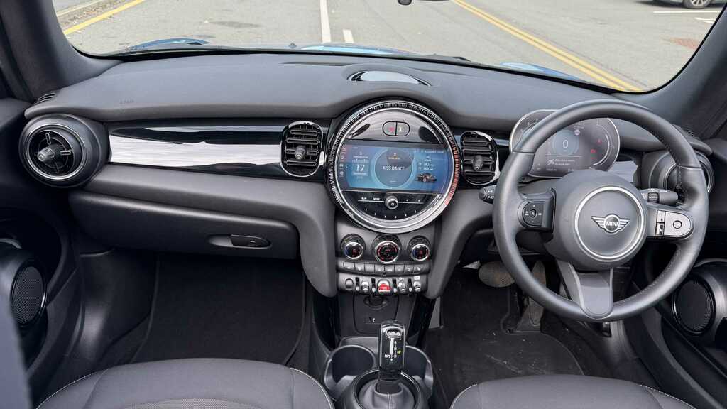 Mini Convertible 1.5 Cooper Classic Premium 2023 Blue #4