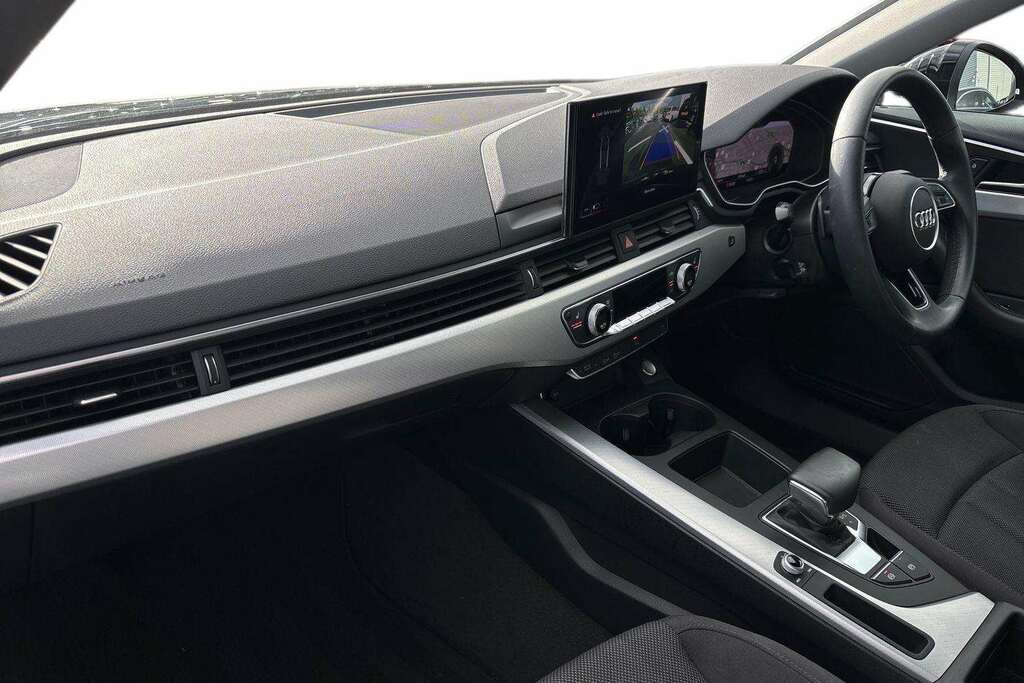 Audi A4 35 Tfsi Technik S Tronic 2022 Black #2
