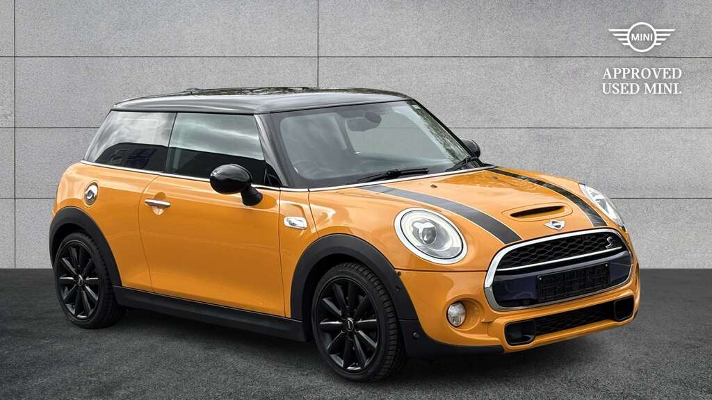 Mini Hatch 2.0 Cooper S 2017 Orange