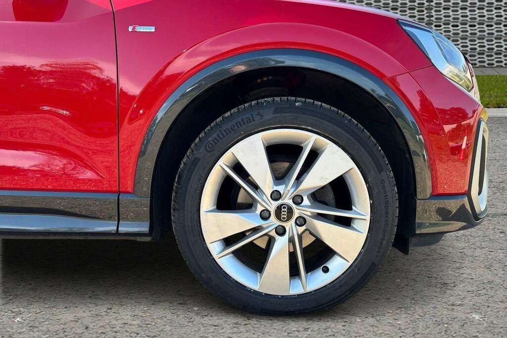 Audi Q2 35 Tfsi S Line S Tronic Cs 2022 Red #5