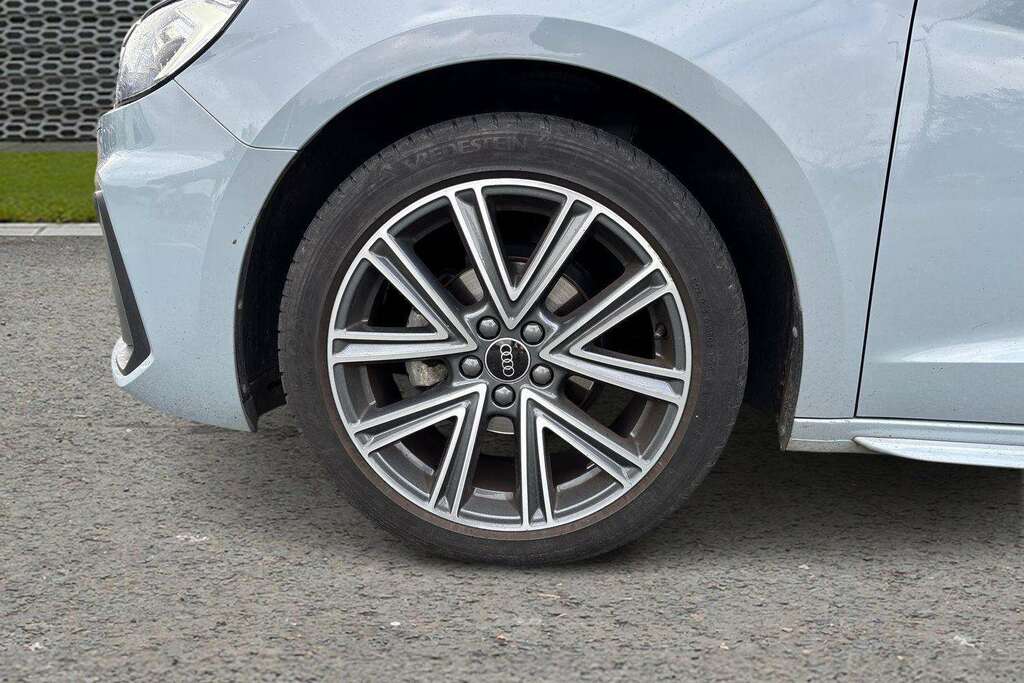 Audi A1 Sportback S Line 30 Tfsi 116 Ps 6-Speed Grey #9