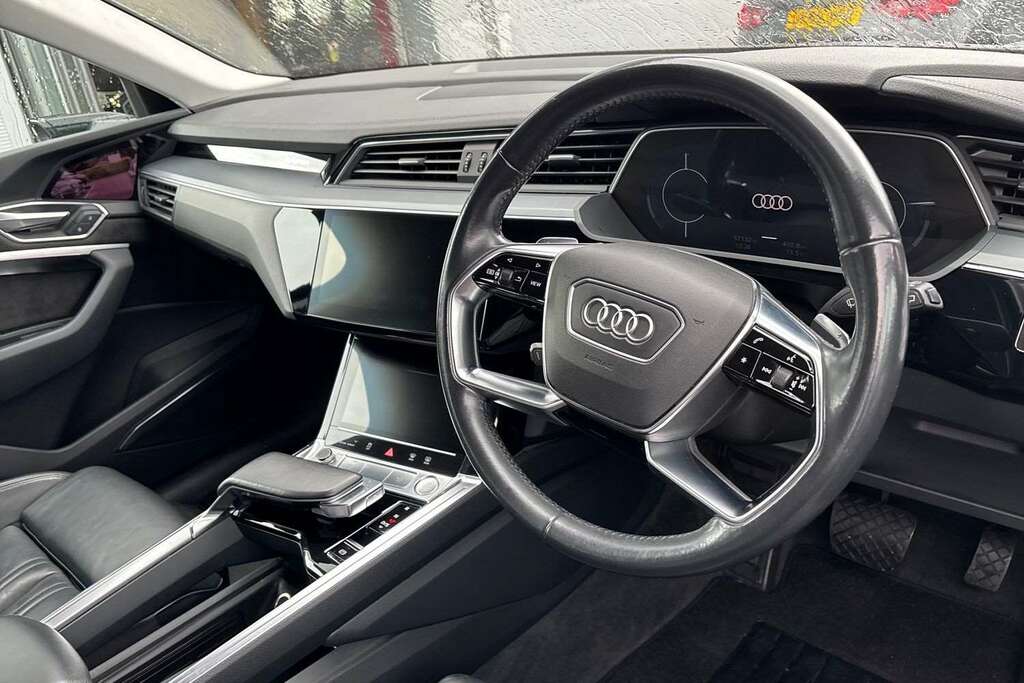 Audi E-tron 300Kw 55 Quattro 95Kwh Launch Edition 202 Grey #6