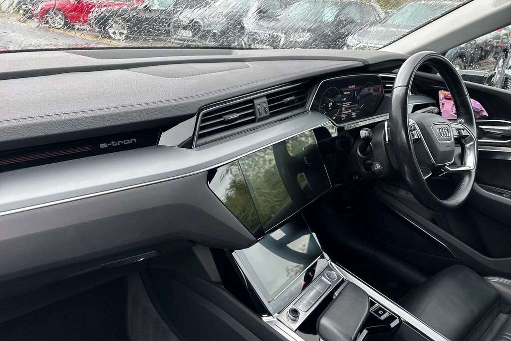 Audi E-tron 300Kw 55 Quattro 95Kwh Launch Edition 202 Grey #2