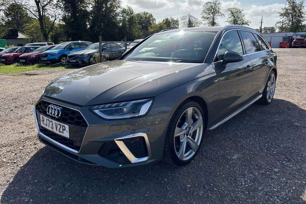 Audi A4 Black Edition 35 Tfsi 150 Ps S Tronic White #37