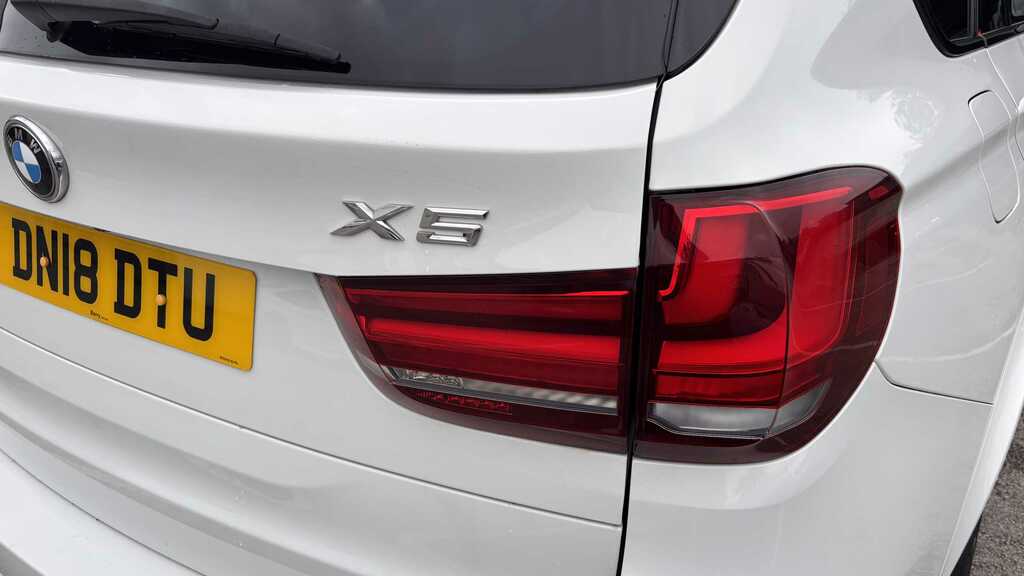 BMW X5 30D M Sport U1016872 Ulez White #37