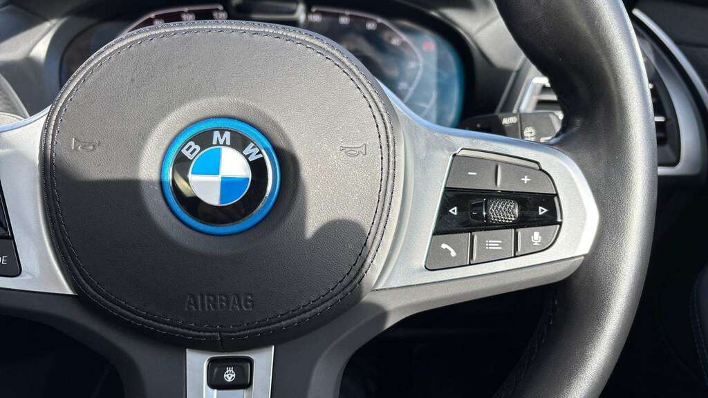 BMW iX3 80Kwh M Sport Grey #22