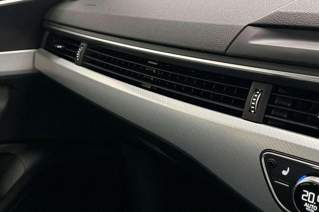 Audi A4 Audi Saloon 35 Tdi Black Edition S Tron White #25