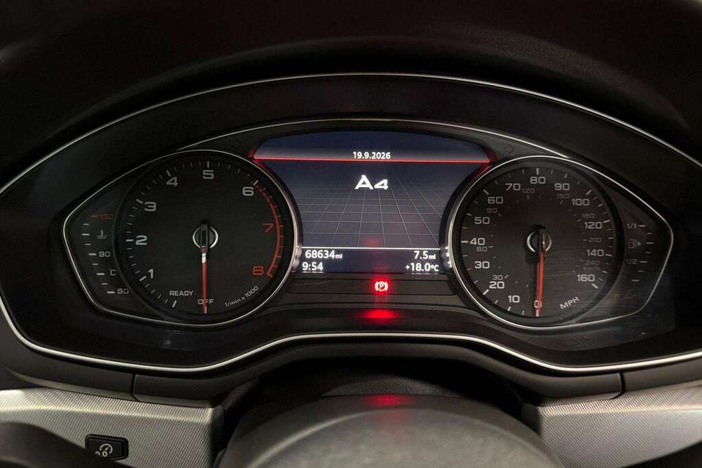 Audi A4 Audi Saloon 35 Tdi Black Edition S Tron White #18