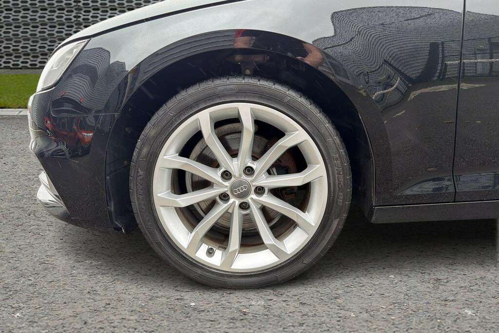 Audi A4 Audi Saloon 35 Tdi Black Edition S Tron White #11