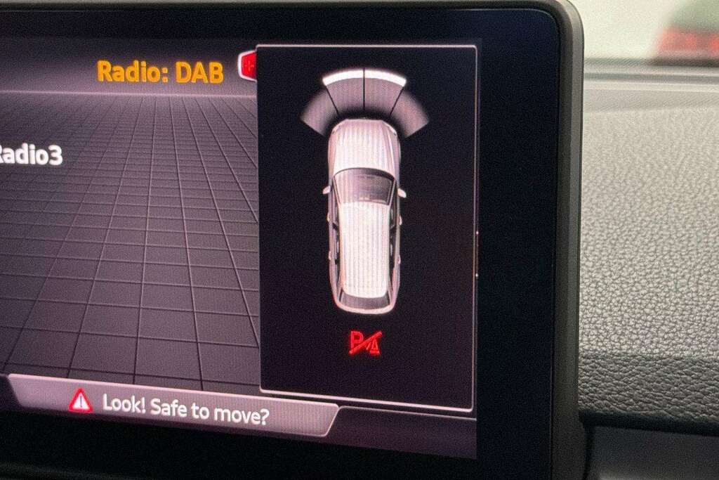 Audi A4 Audi Saloon 35 Tdi Black Edition S Tron White #29