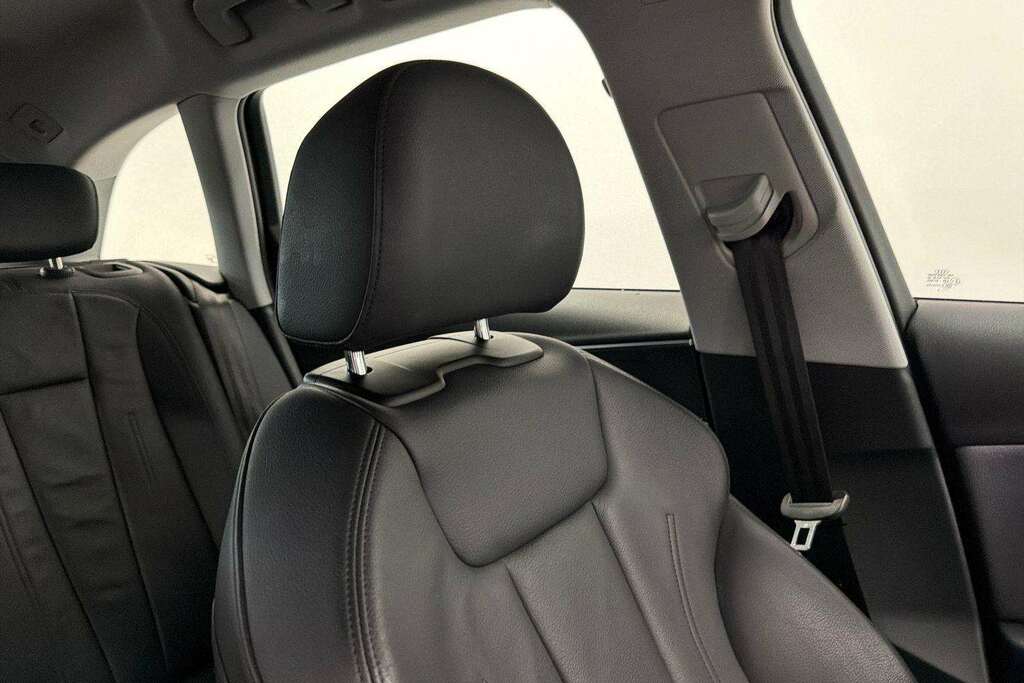 Audi A4 Audi Saloon 35 Tdi Black Edition S Tron White #30