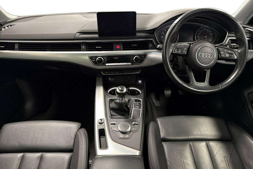 Audi A4 Audi Saloon 35 Tdi Black Edition S Tron White #19