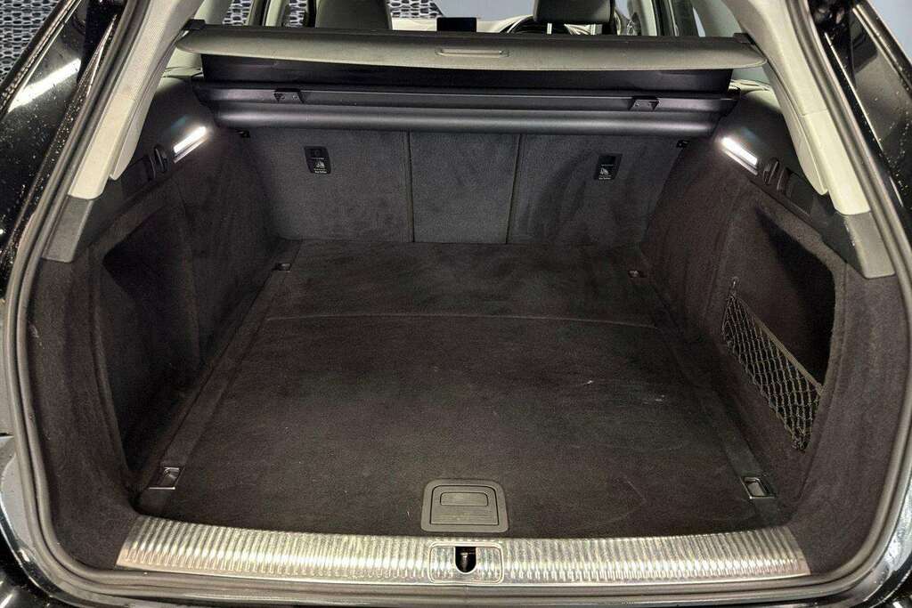 Audi A4 Audi Saloon 35 Tdi Black Edition S Tron White #13