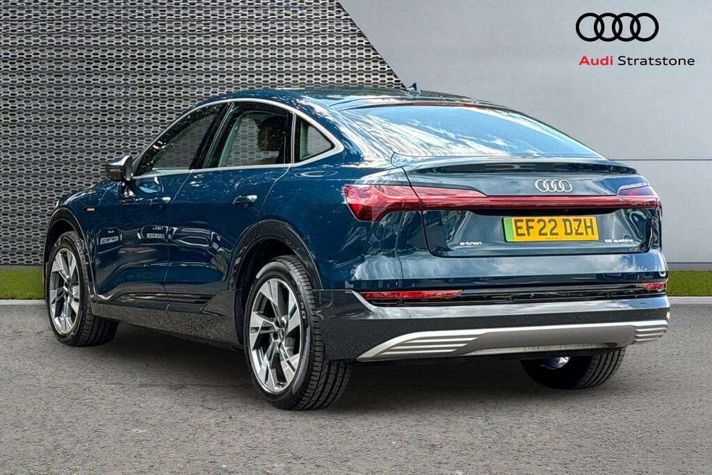 Audi E-tron 300Kw 55 Quattro 95Kwh Sport 2022 Blue #3