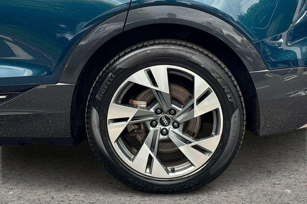 Audi E-tron 55 Vorsprung Sportback Quattro 9 YH72VXN Grey #10