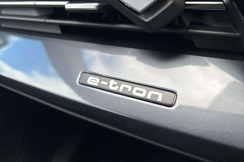 Audi Q4 E Tron 45 S Line Suv Quattro 82Kwh 286 Black #37