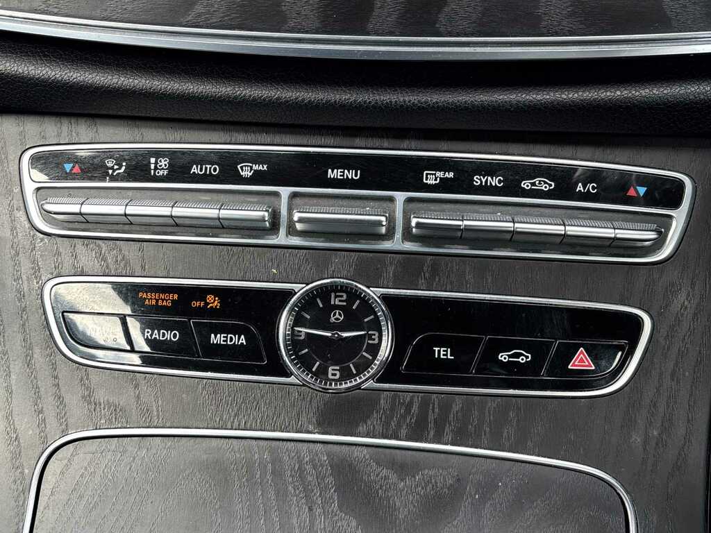 Mercedes-Benz E Class 2.0 E220d Amg Line G-tronic Euro 6 Ss Black #32