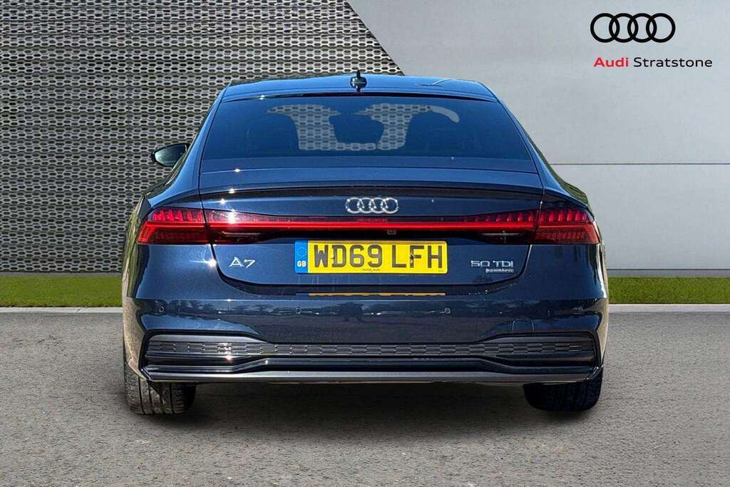Audi A7 2020 Audi A7 40 Tdi Sportback S Line S Tronic Black #7