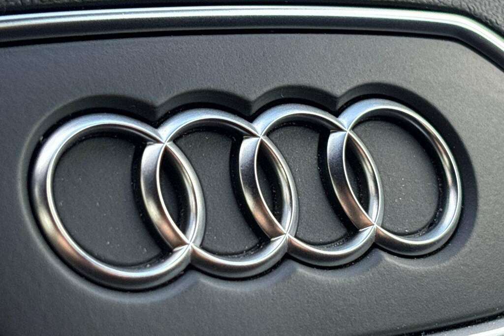 Audi A7 Black Edition 50 Tfsi E Quattro 299 Ps S Tronic Red #36