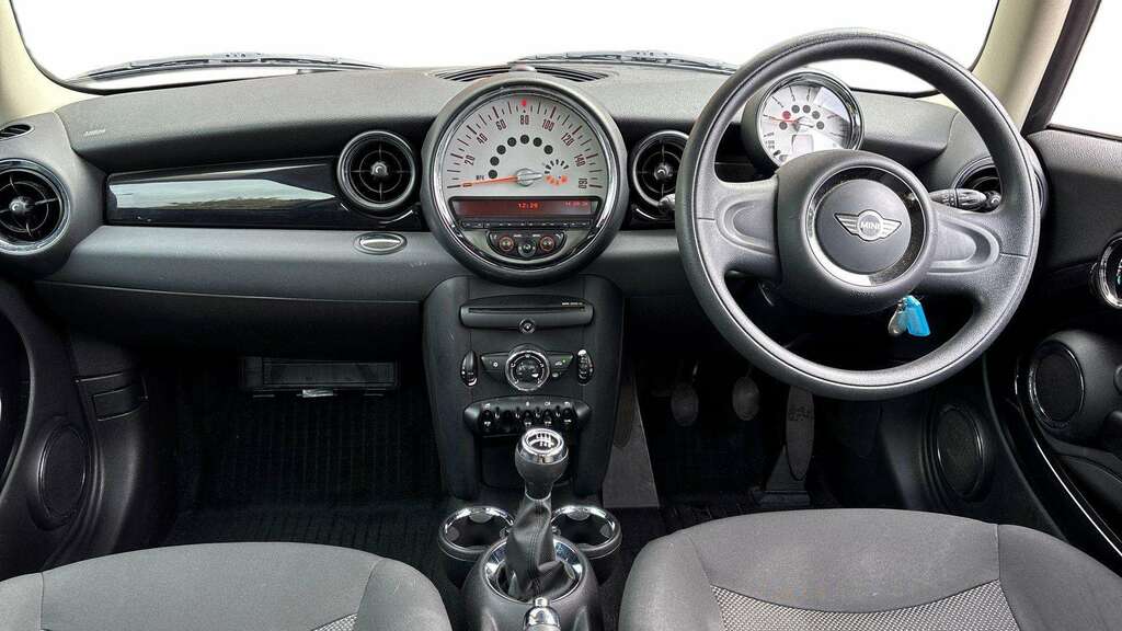 Mini Hatch 1.6 Cooper D 2011 Red #5