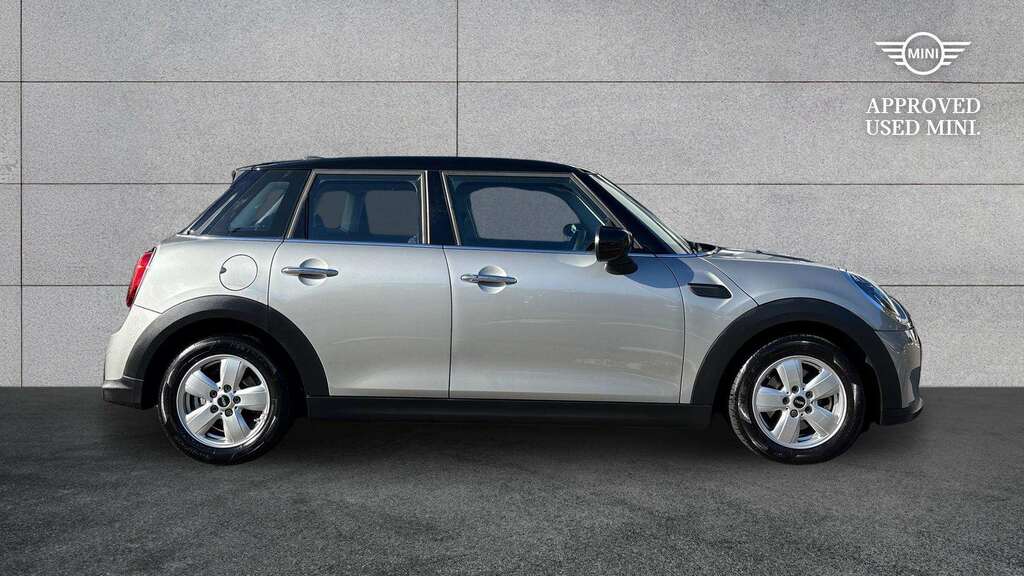Mini Hatch 1.5 Cooper Classic Premium 2023 Silver #3