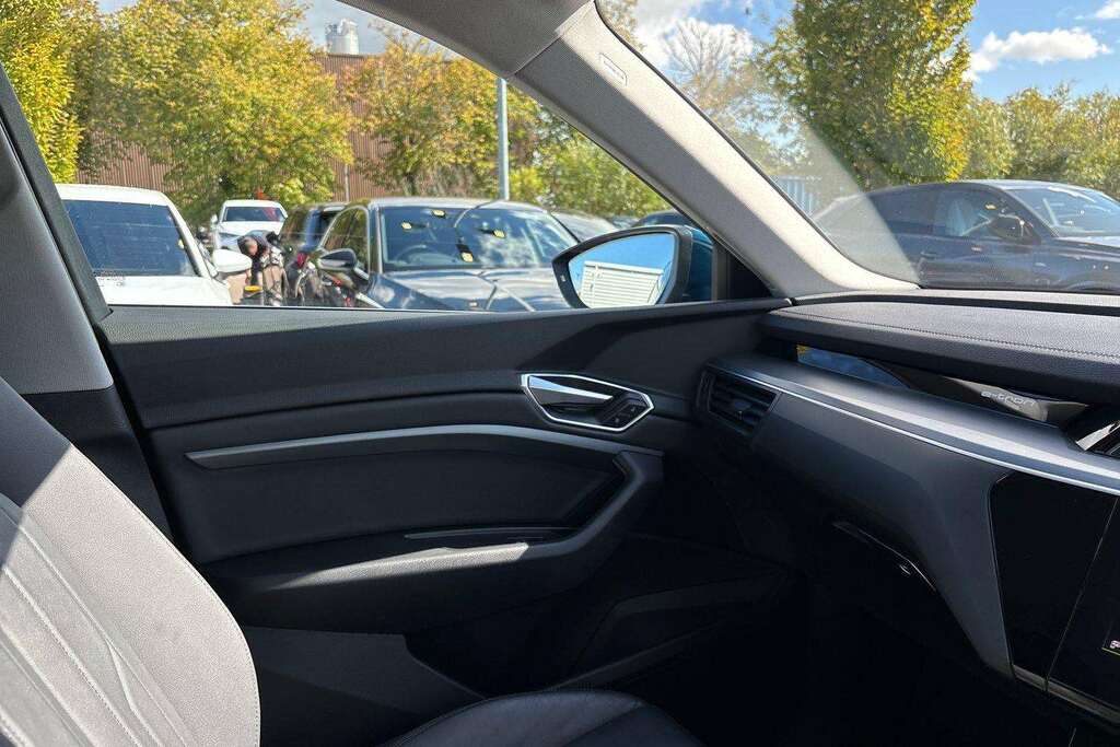 Audi E-tron 50 Technik Quattro 71.2Kwh Black #38