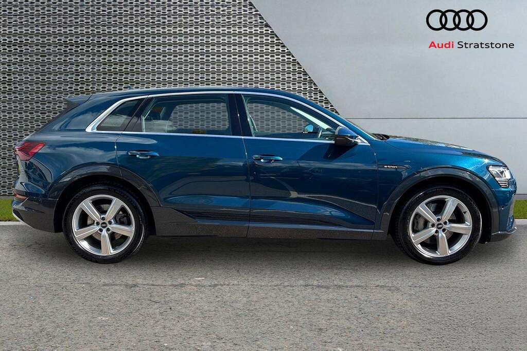 Audi E-tron 230Kw 50 Quattro 71Kwh Technik 2021 Blue #4