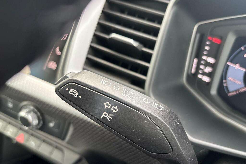 Audi A1 25 Tfsi Sport S Tronic 2023 White #35