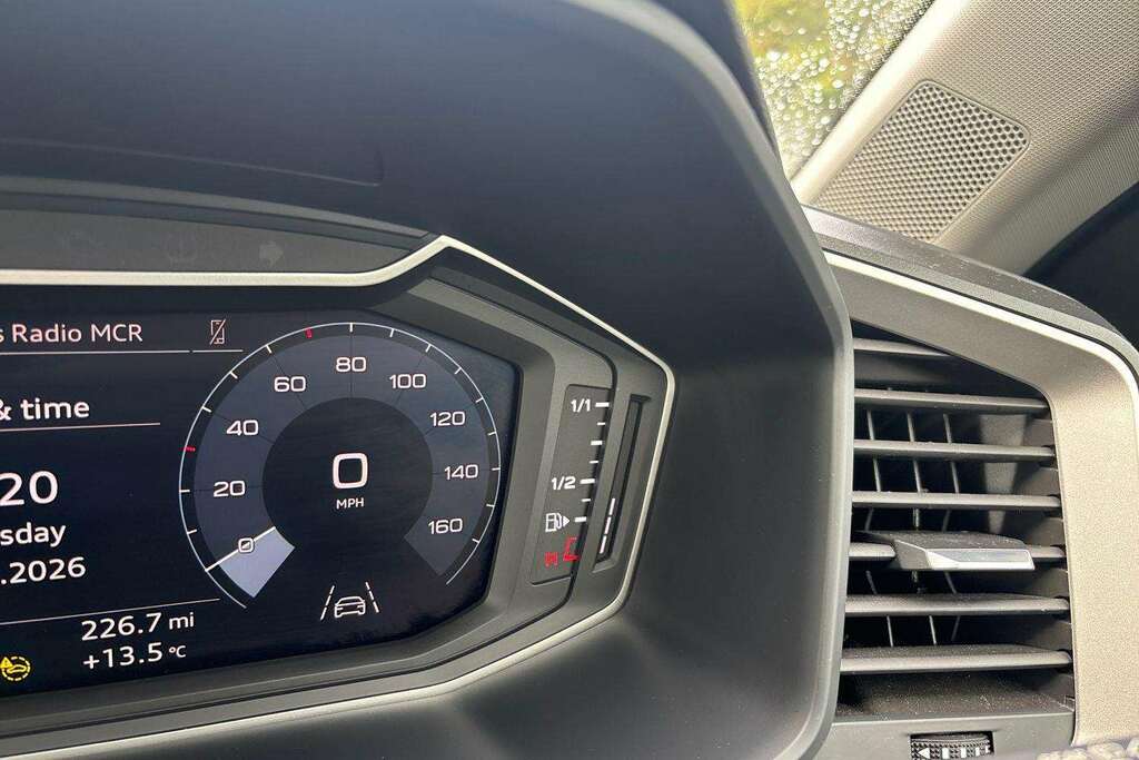 Audi A1 25 Tfsi Sport S Tronic 2023 White #31