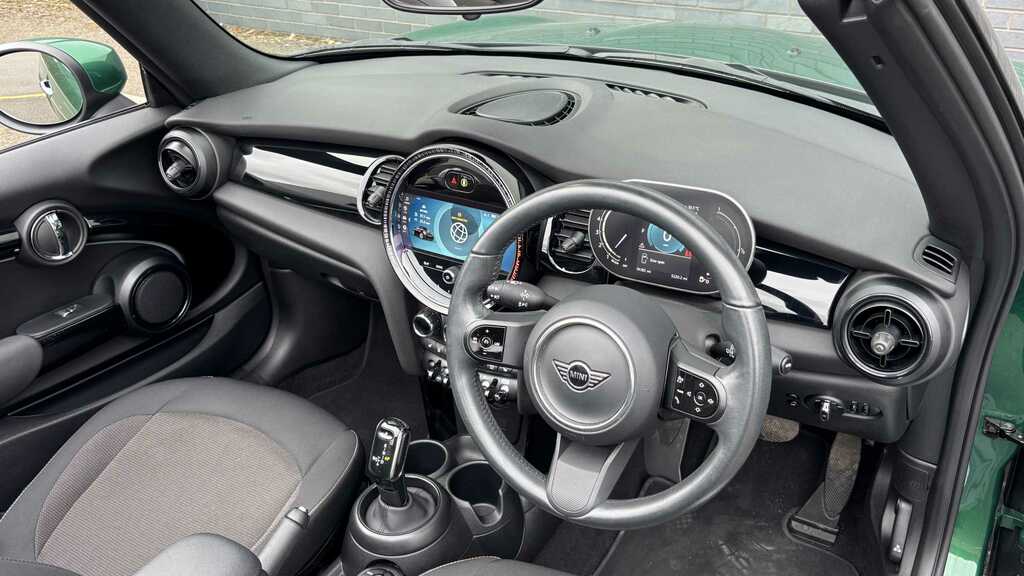 Mini Convertible 1.5 Cooper Classic Premium 2024 Green #3