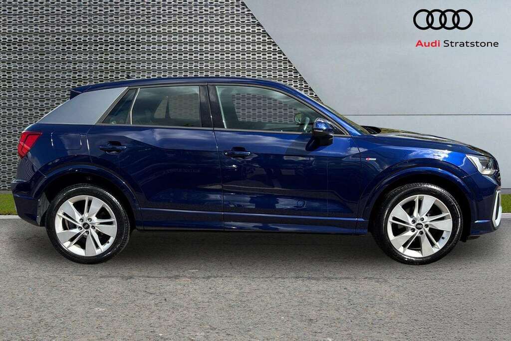 Audi Q2 35 Tfsi S Line S Tronic 2022 Blue #4