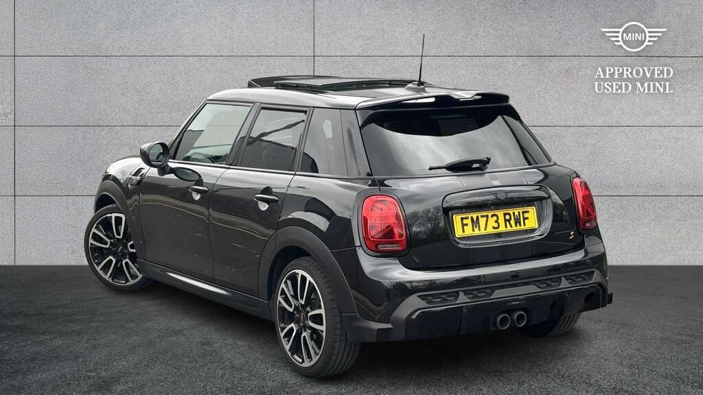 Mini Hatch 2.0 Cooper S Sport 2023 Black #2