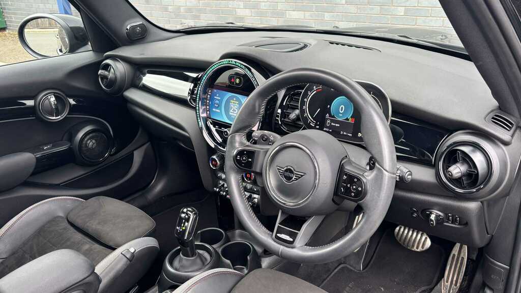 Mini Hatch 2.0 Cooper S Sport 2023 Black #4